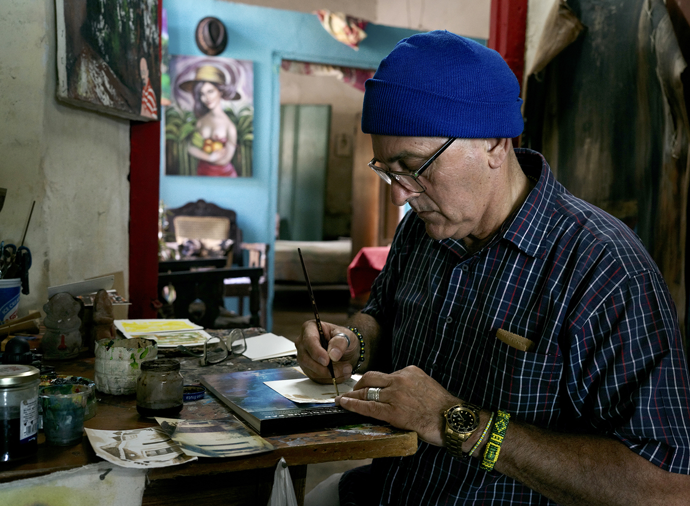 Portræt af mand - Cuba bog